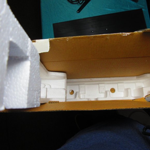 Onn Mountable 21.5” 1080p Widescreen Monitor Used Comes With Box Missing Stand - Picture 9 of 11